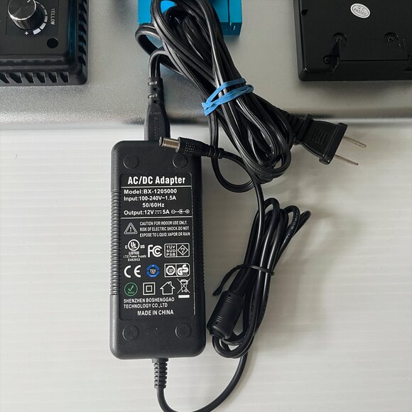 Neewer NL1320 LED Video Light Bi-Color Dimmable Continuous Lighting - Picture 6 of 6